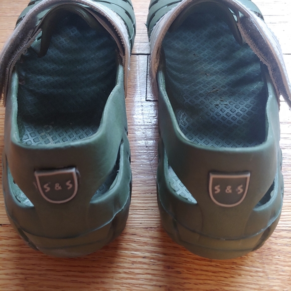 Ladies Croc style shoes size 6 - Picture 3 of 4